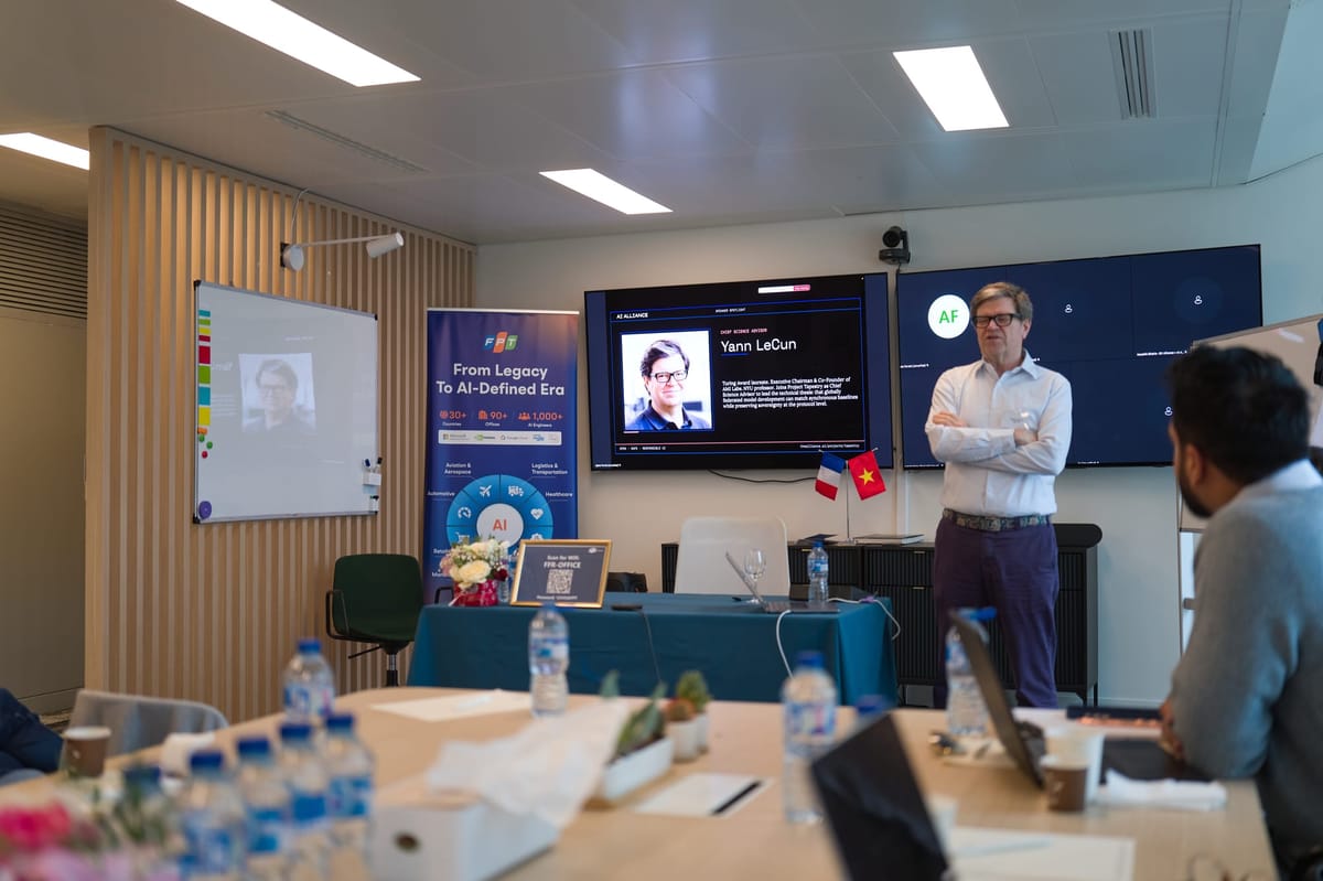 Alexy talks with Yann LeCun about a new Global Model